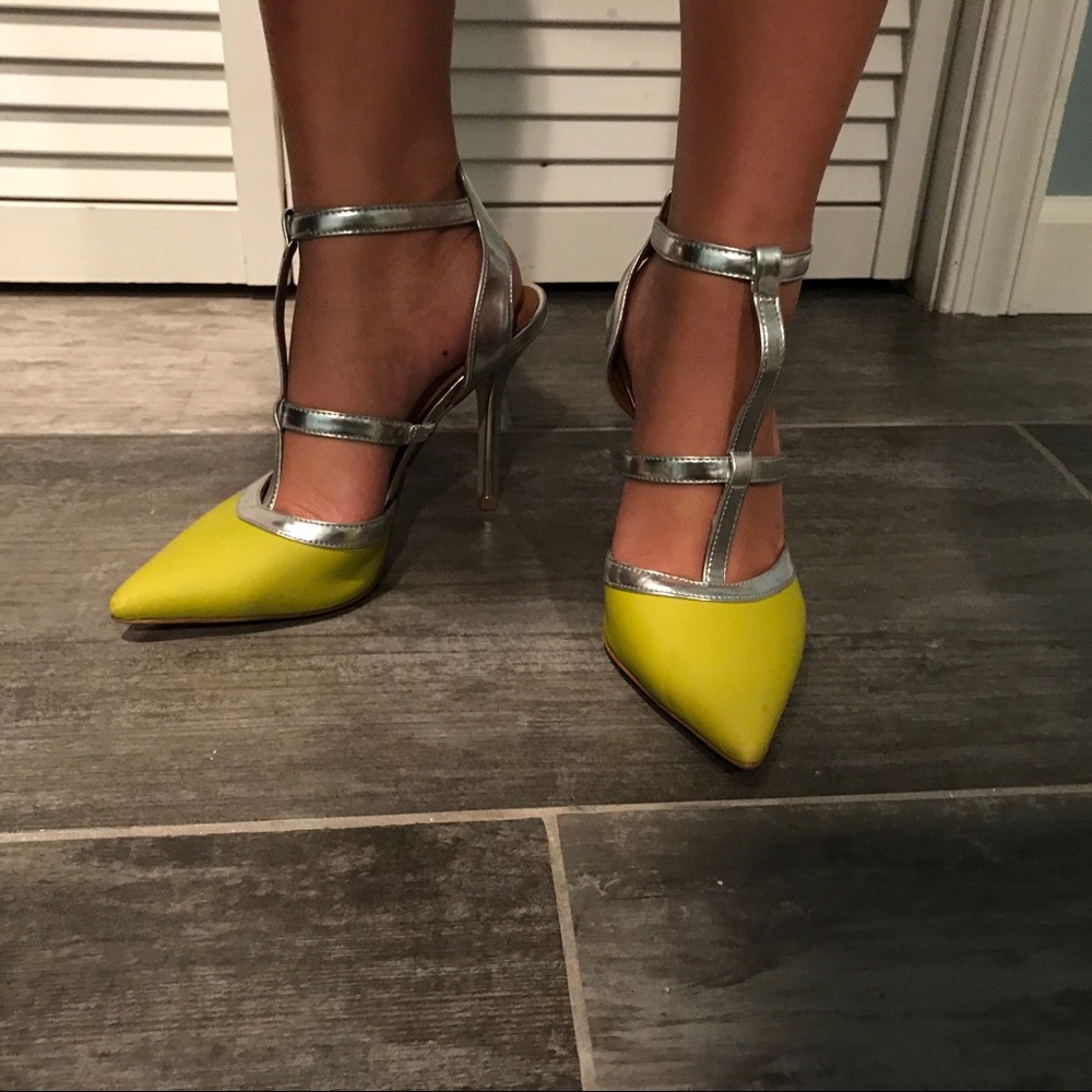 STEVE MADDEN Pointed Heels - Picture 5 of 6